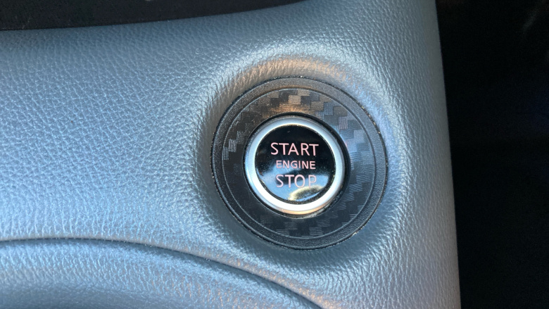 Nissan Juke 1.0 DiG-T 114 N-Connecta 5dr Petrol Hatchback